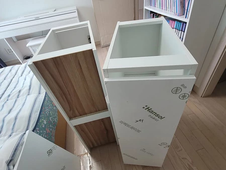 자리에 맞춰 제작한 주방 수납장